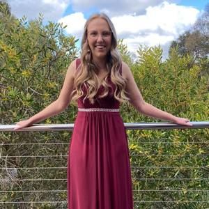 Meet your Posher, Jazmine